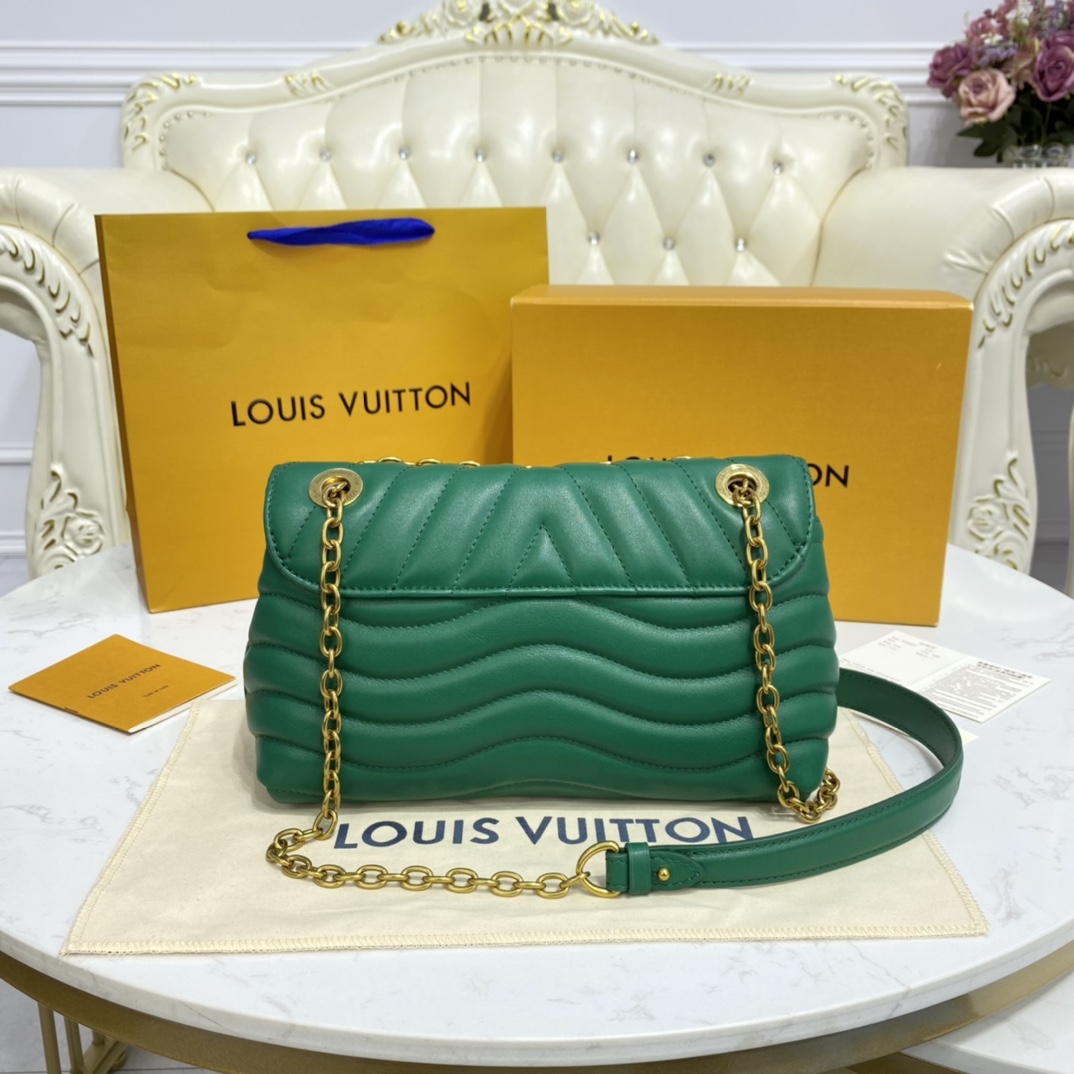 Louis Vuitton NEW WAVE CHAIN BAG M58553 Emerald